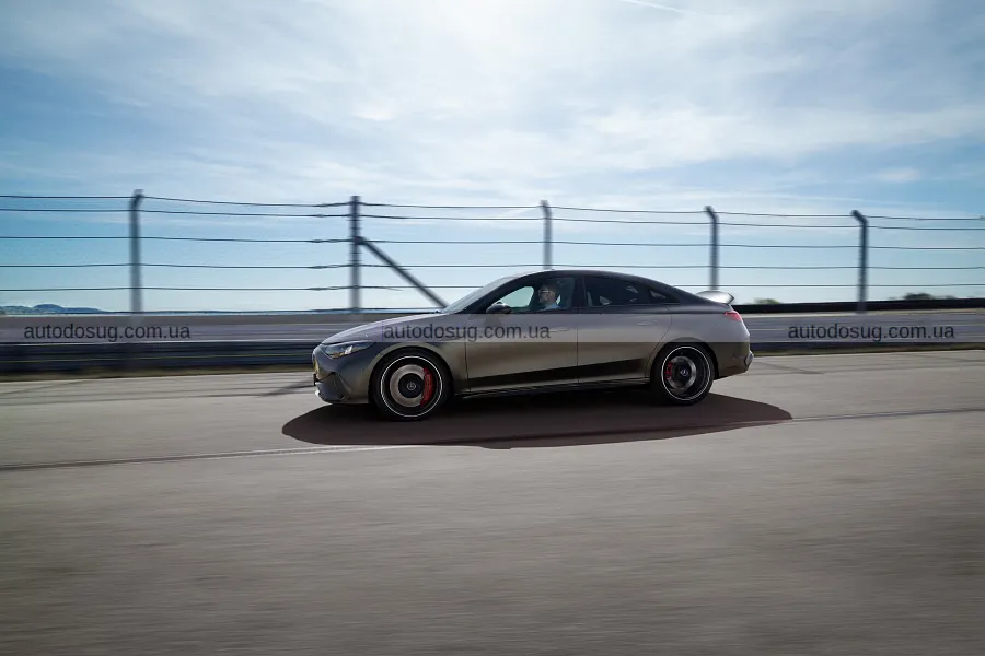 Новий Mercedes-AMG CLA 45 EV видав 671 к.с.