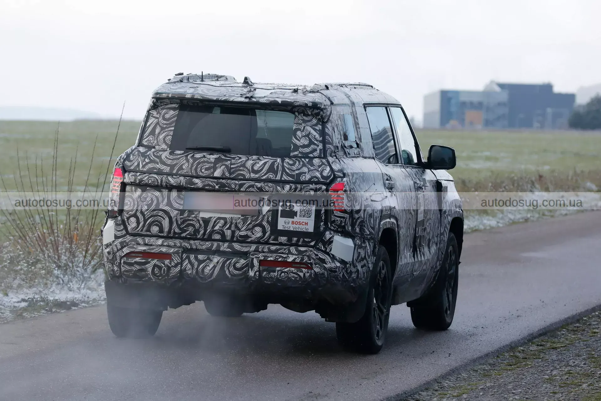 Новий Mitsubishi Pajero можуть показати у вересні