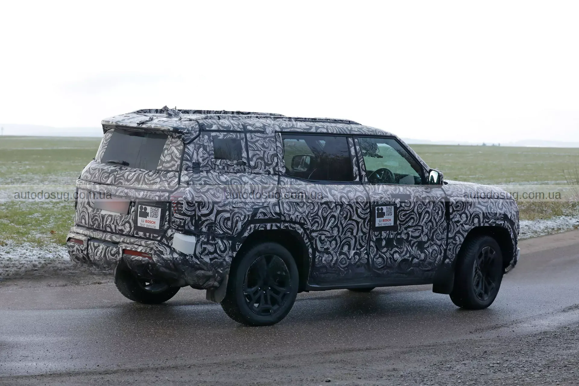 Новий Mitsubishi Pajero можуть показати у вересні