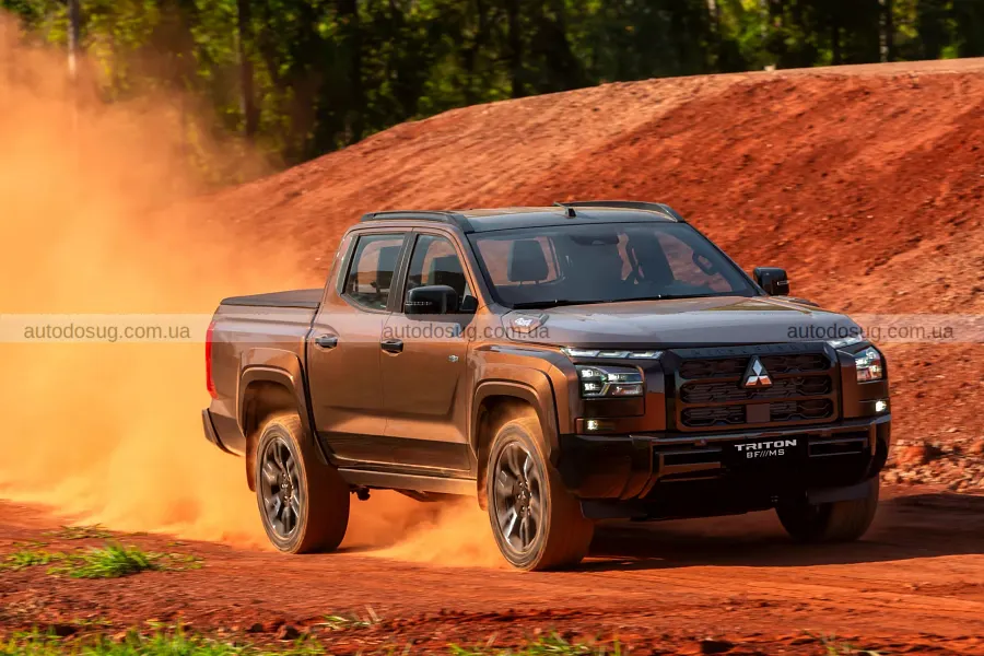 Новий Mitsubishi Triton BF///MS отримав темний стиль