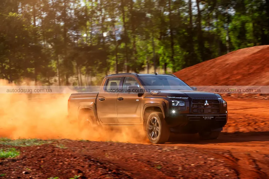 Новий Mitsubishi Triton BF///MS отримав темний стиль