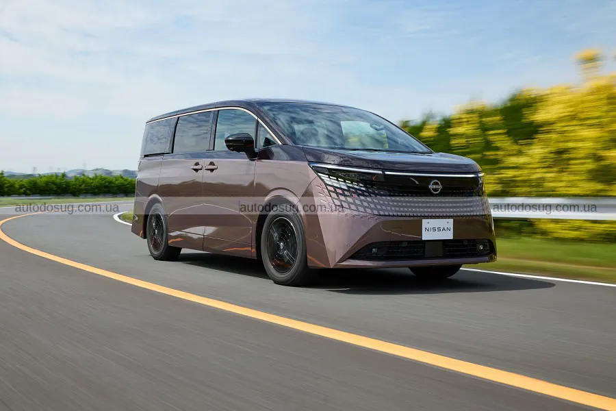 Новий Nissan Elgrand повернувся з гібридом
