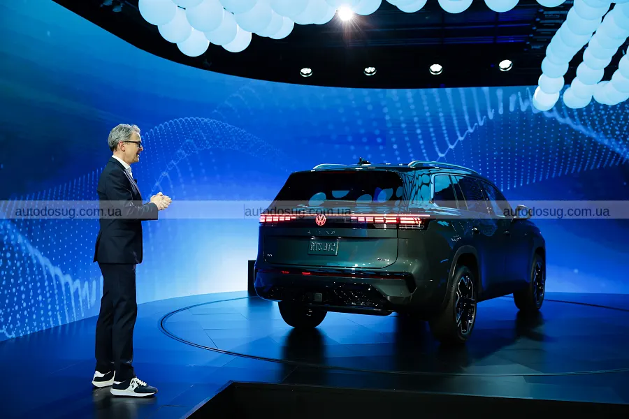 Новий VW Atlas подорожчав, але став багатшим