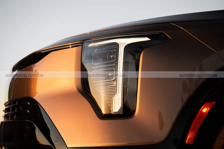 Оновлений Kia Niro втратив електроверсію