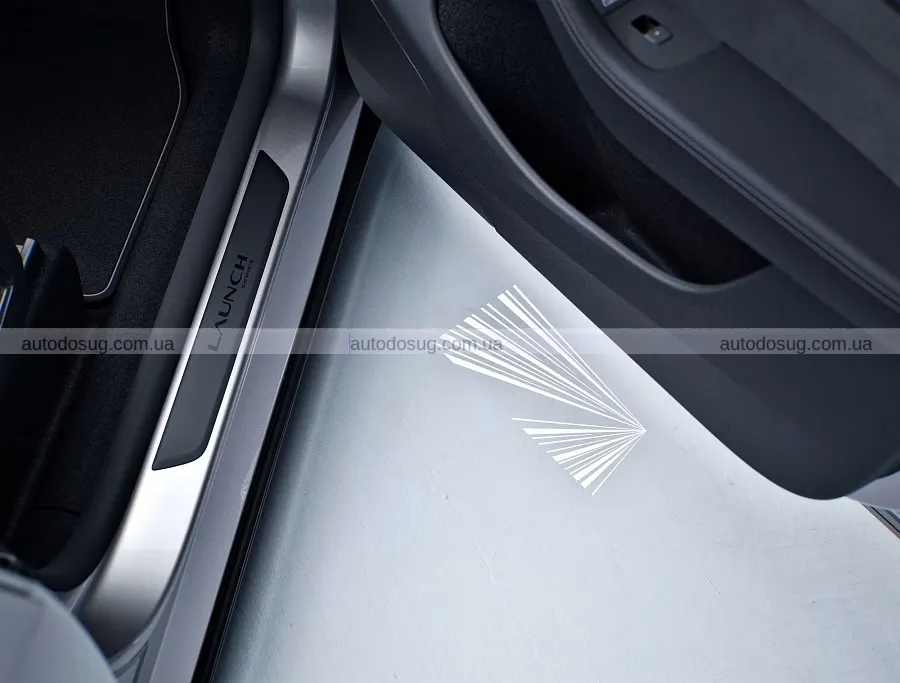 Подовжений Tesla Model Y отримав третій ряд
