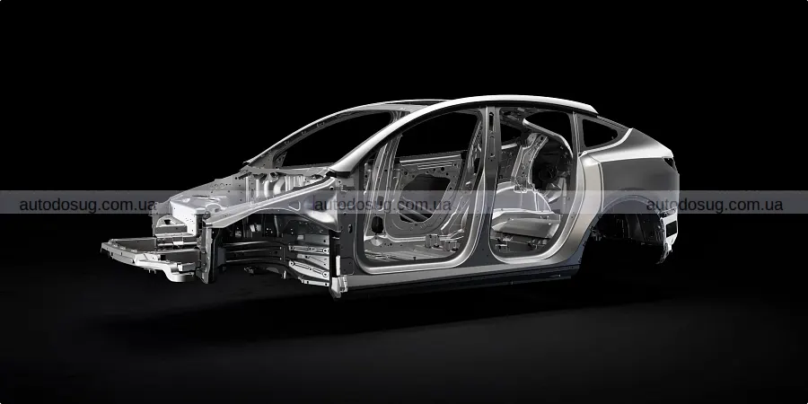 Подовжений Tesla Model Y отримав третій ряд