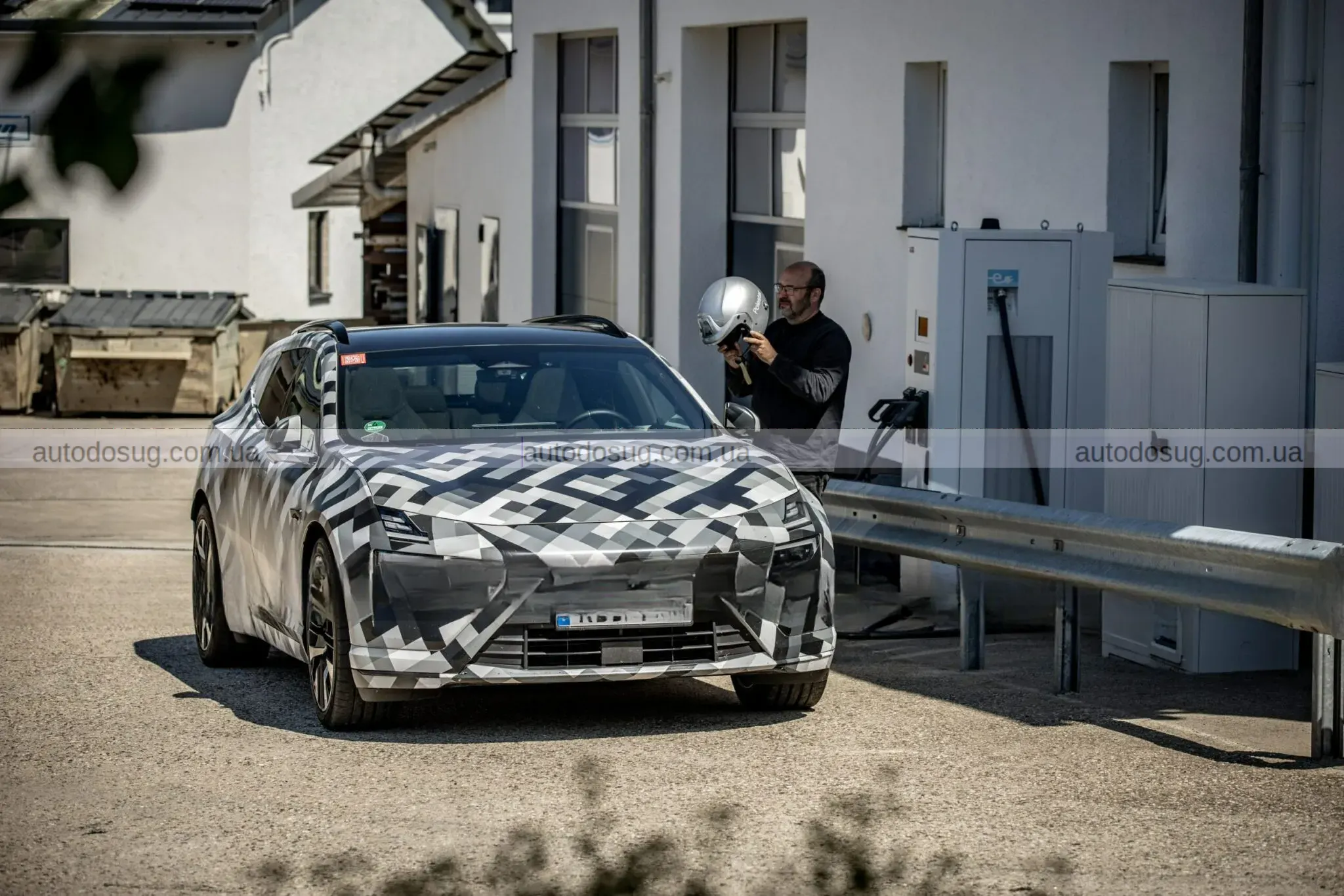 Polestar 4 отримав практичніший кузов
