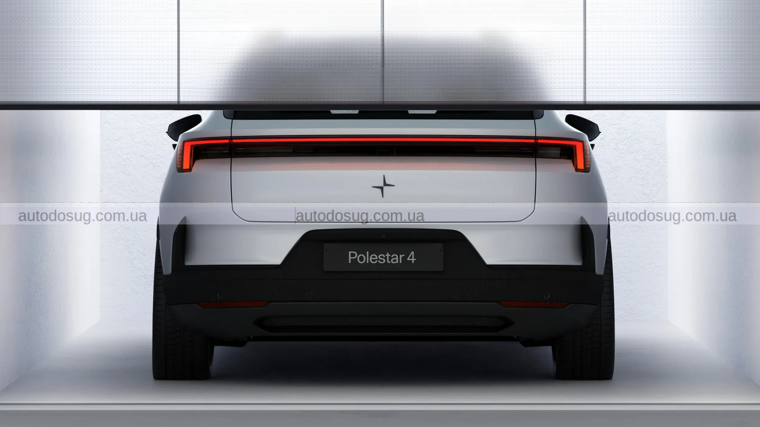Polestar 4 отримав заднє скло і став практичнішим