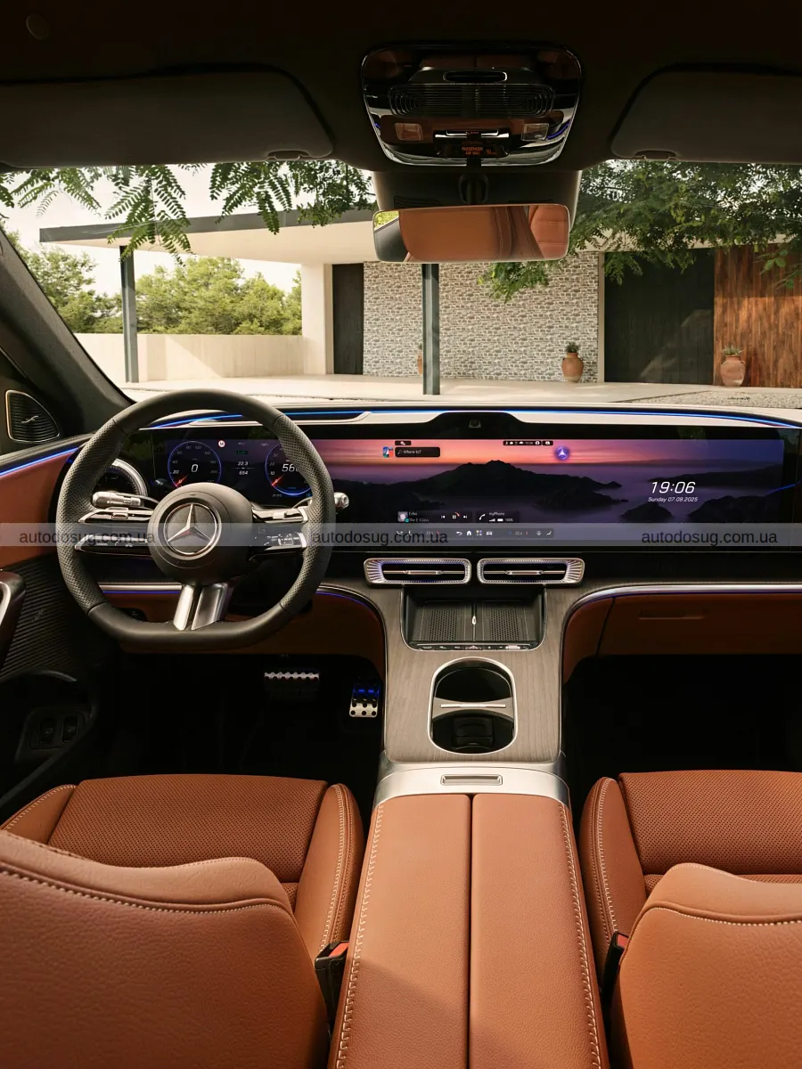 Продажі Mercedes просіли, хоча електромобілі зросли
