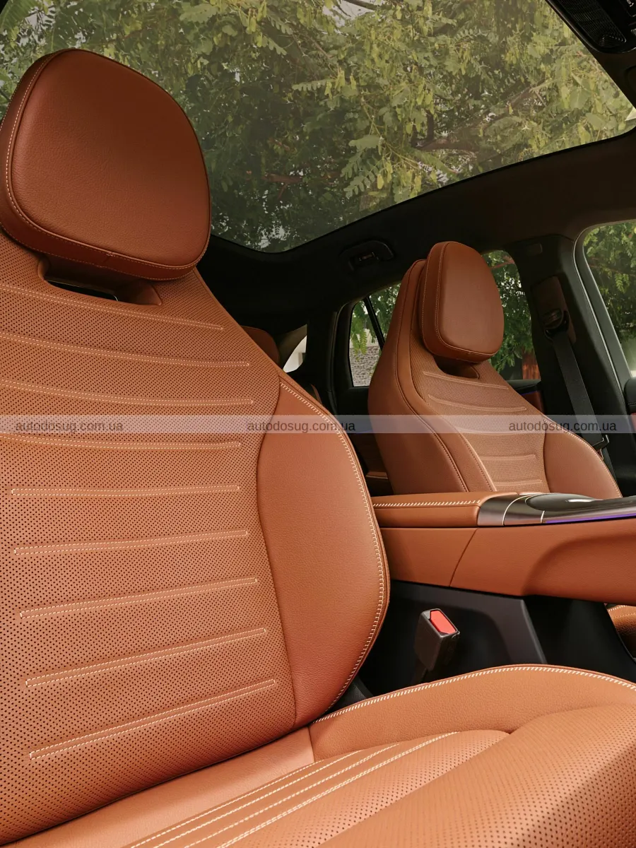 Продажі Mercedes просіли, хоча електромобілі зросли