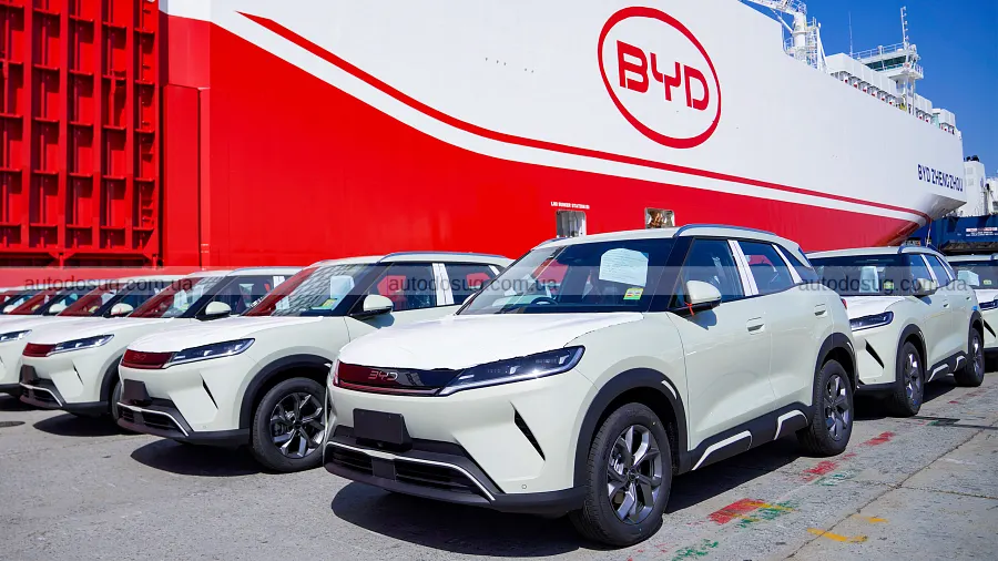Прибуток Tesla з авто різко просів