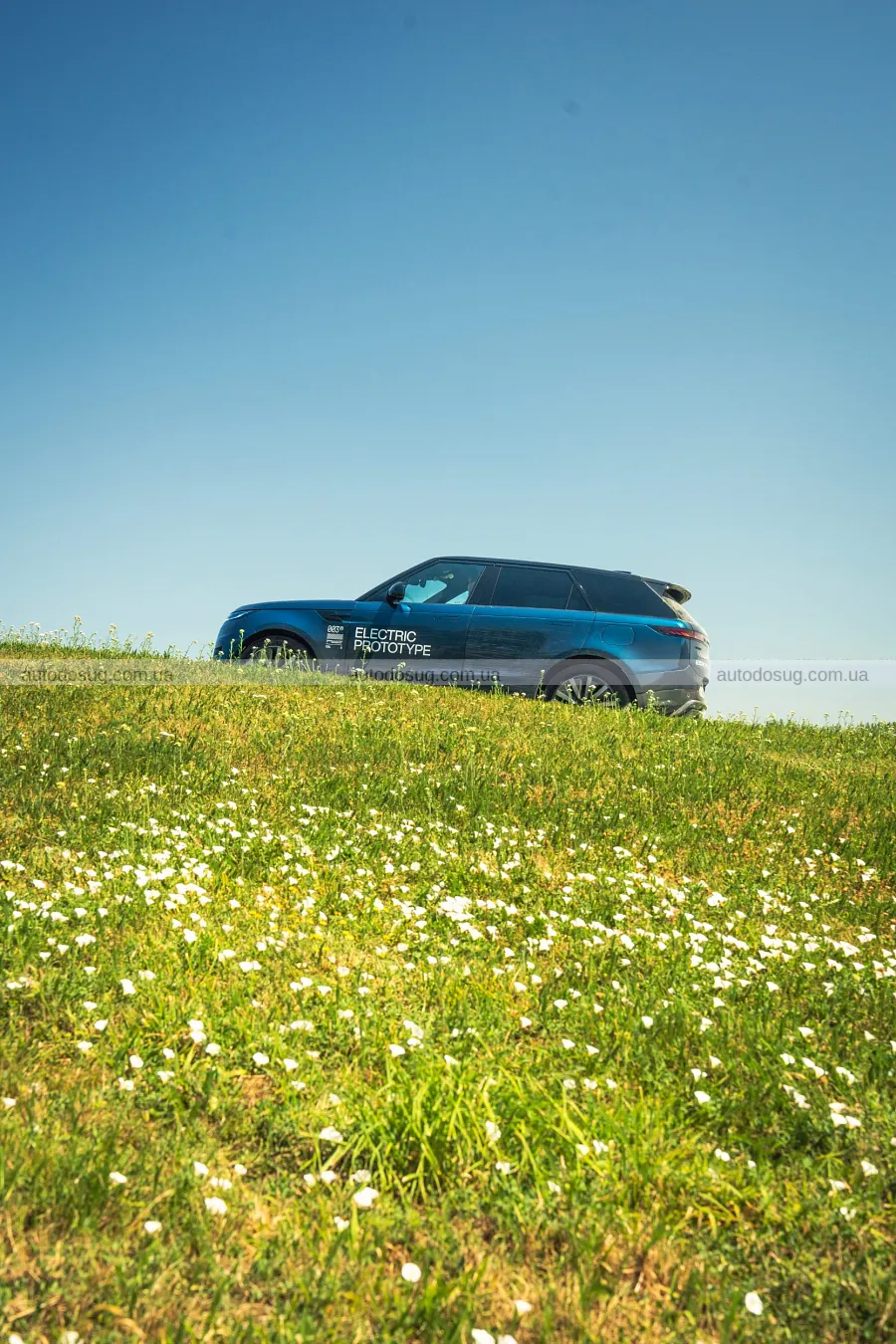 Range Rover Sport переходить на струм, але V8 лишає