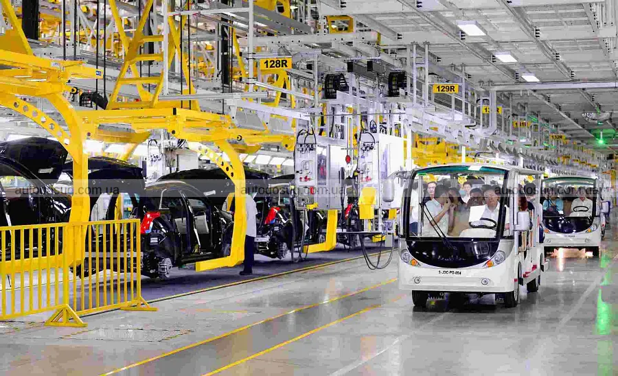 Роботи тиснуть на постачальників GM