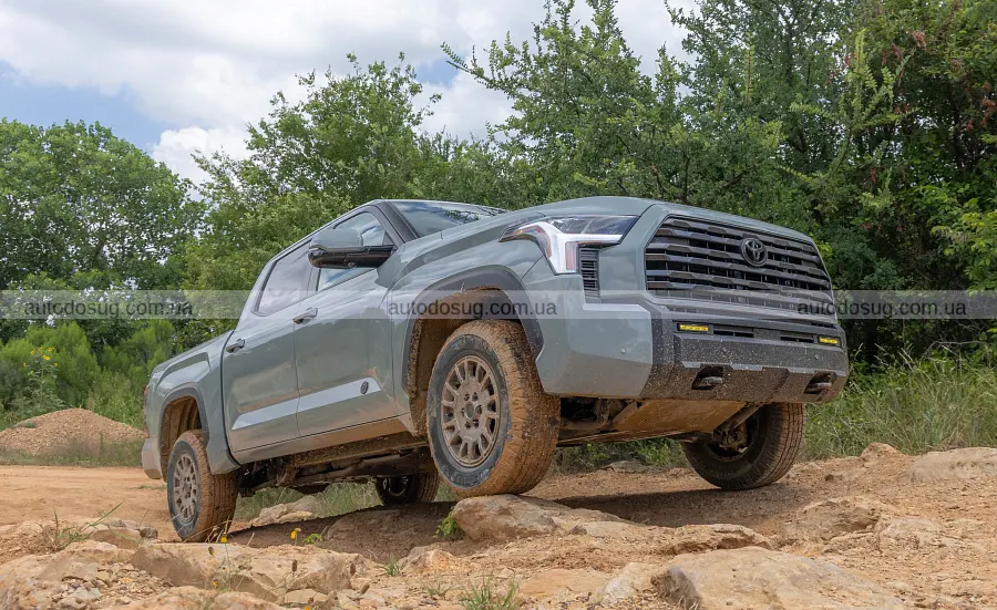 Toyota готує для Tundra дешевший Trailhunter