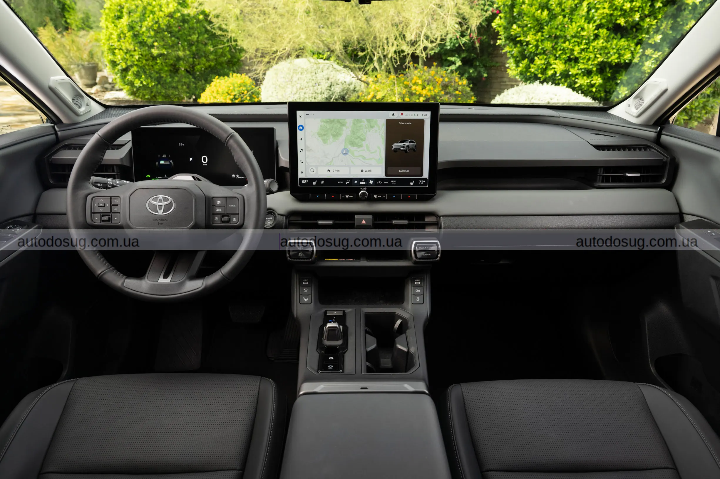 Toyota може повернути кнопки в новий RAV4