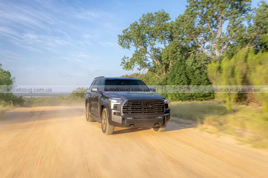 Toyota Sequoia змінилася і отримала Trailhunter