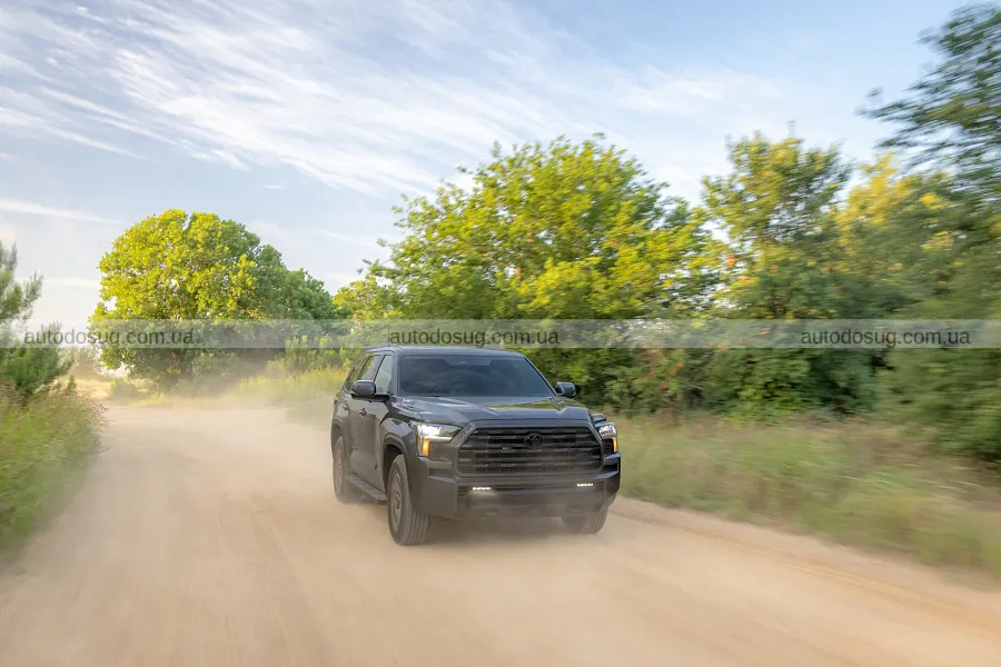 Toyota Sequoia змінилася і отримала Trailhunter