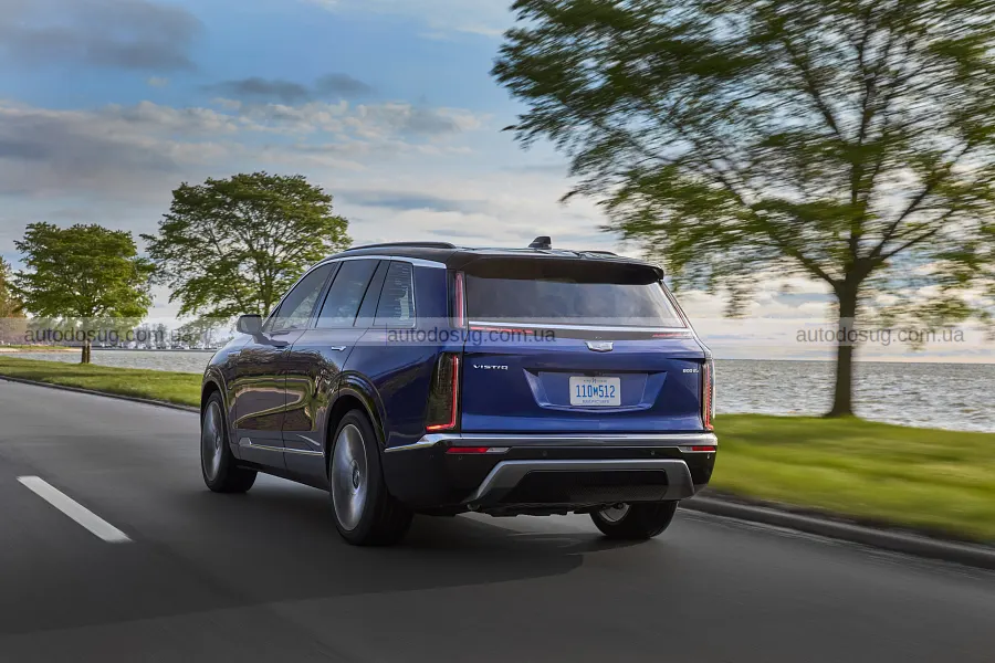 У Cadillac Vistiq виявили ризик із третім рядом