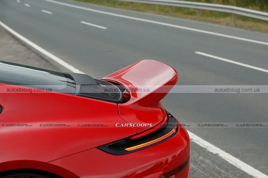 У Porsche помітили GT3 Touring з «качиним хвостом»