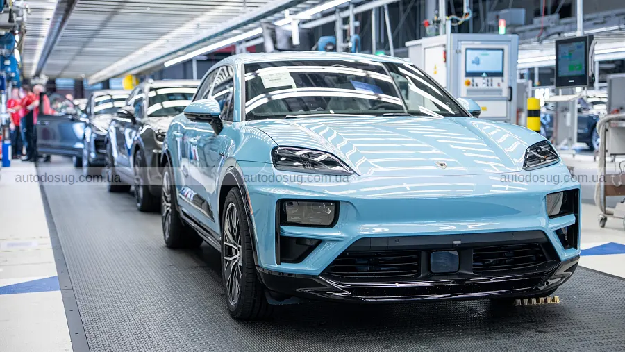 Зарплати в Porsche вийшли назовні