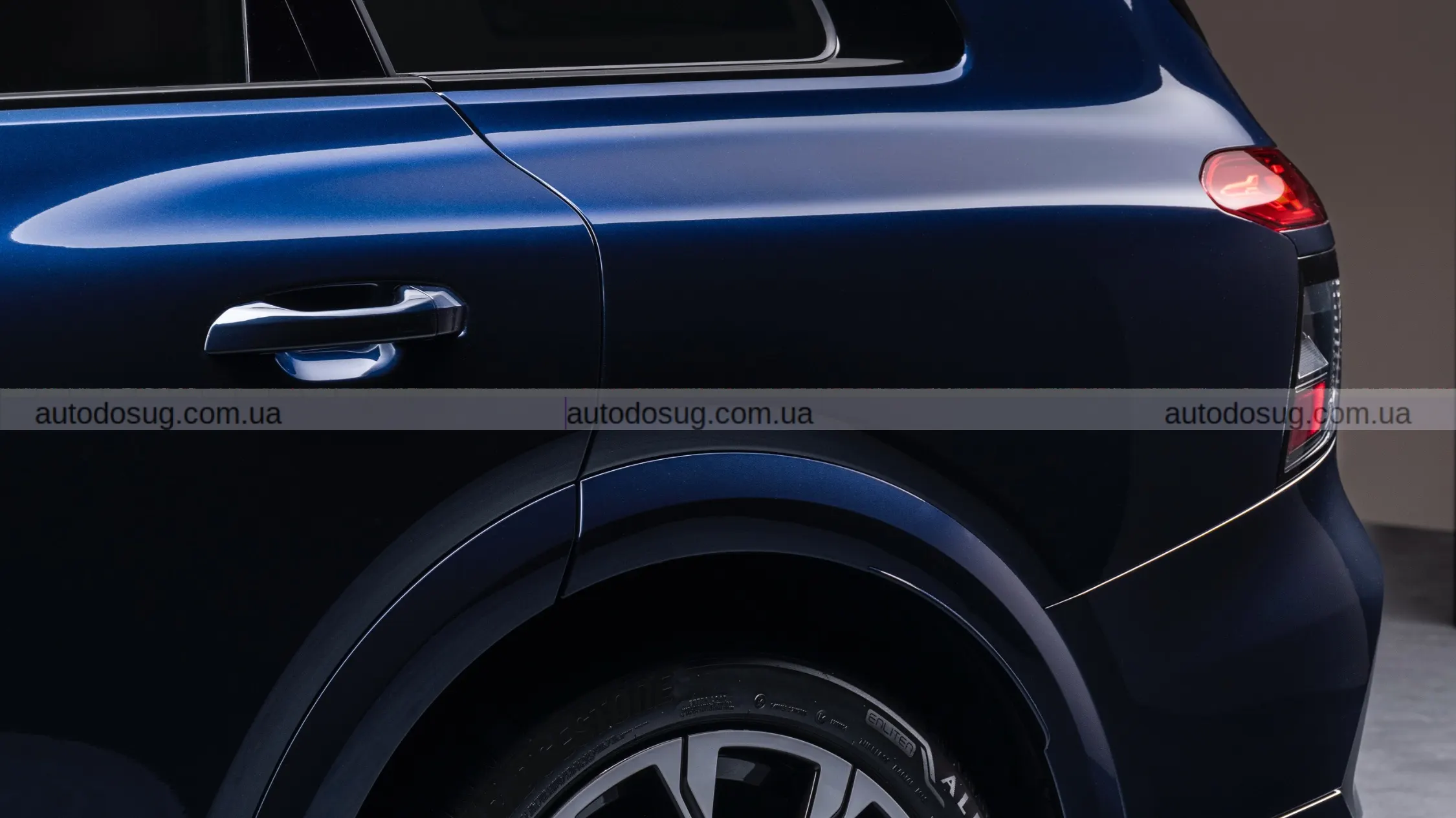 Audi змінила ручки в Q9 після тест-драйву