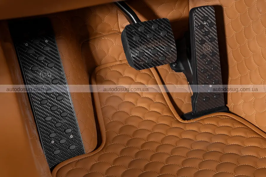 Brabus вивів Bodo Cabriolet з V12 і повітряним гальмом