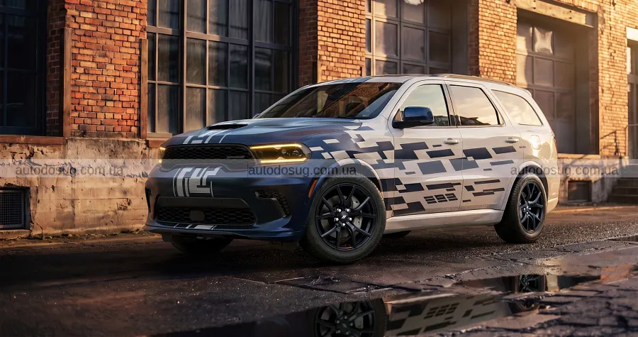 Dodge привіз яскравий Durango і Charger з механікою