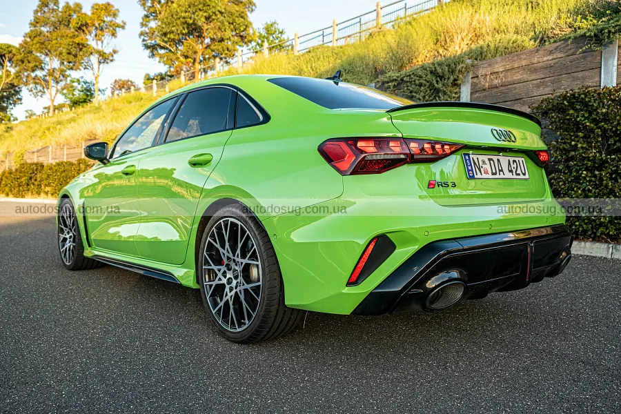Доля п’ятициліндрового мотора Audi ще висить