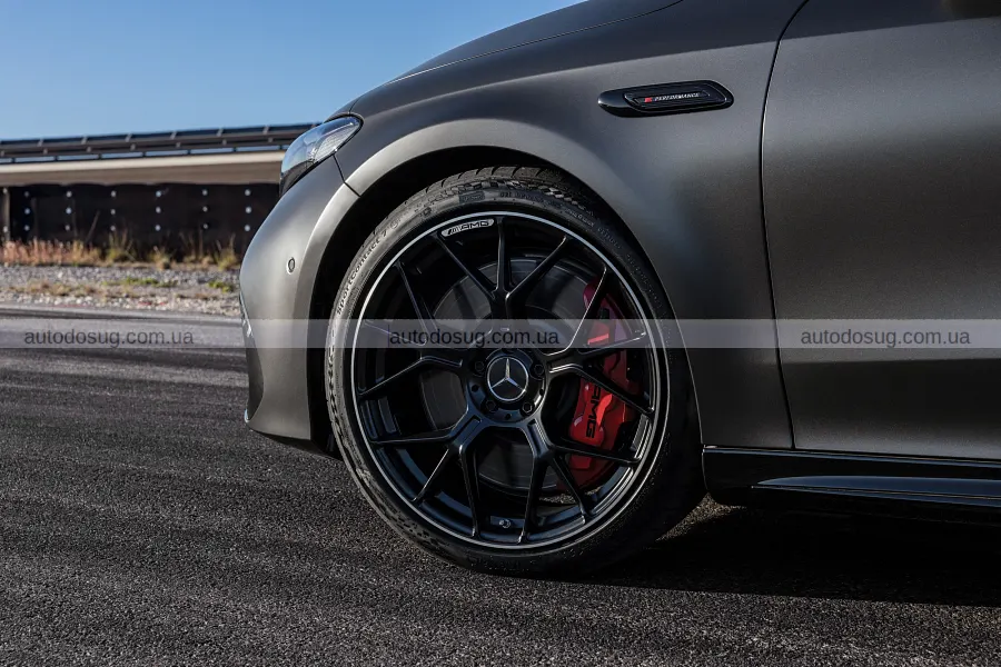 Електричний AMG CLA 45 заговорив голосом V8