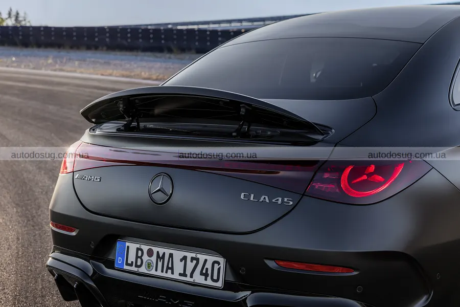 Електричний AMG CLA 45 заговорив голосом V8