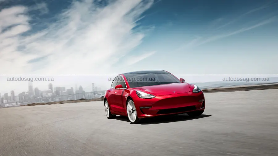 Фари Tesla виявилися надто яскравими для США