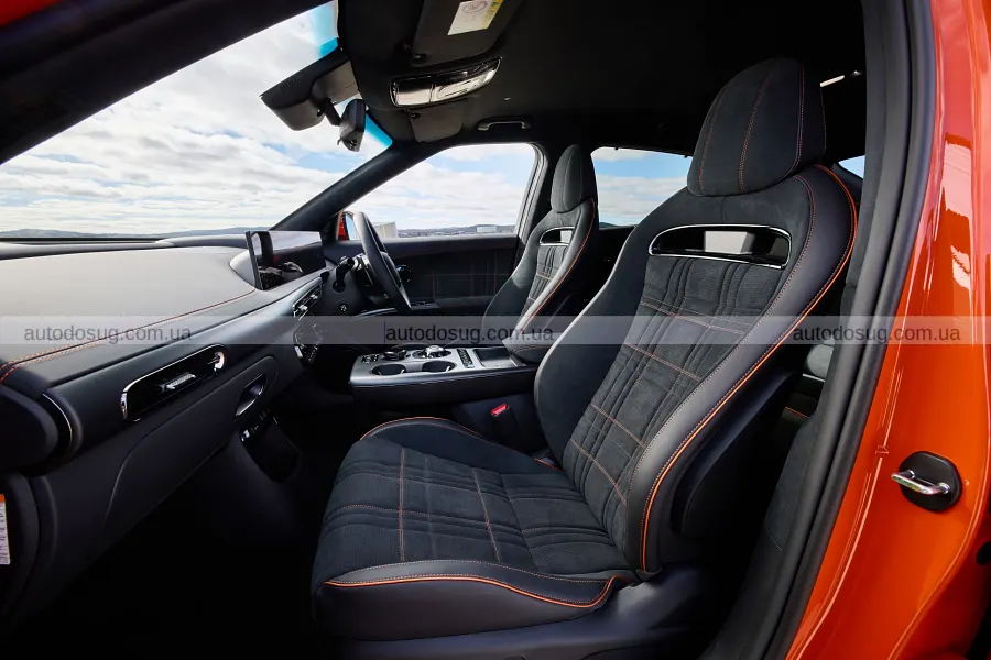 Genesis GV60 Magma показав 641 сил без зайвого шуму