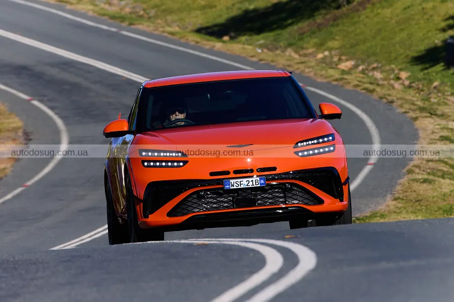 Genesis GV60 Magma показав 641 сил без зайвого шуму
