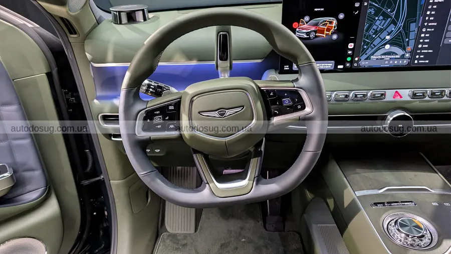 Genesis залишив шанс для бензинового GV90