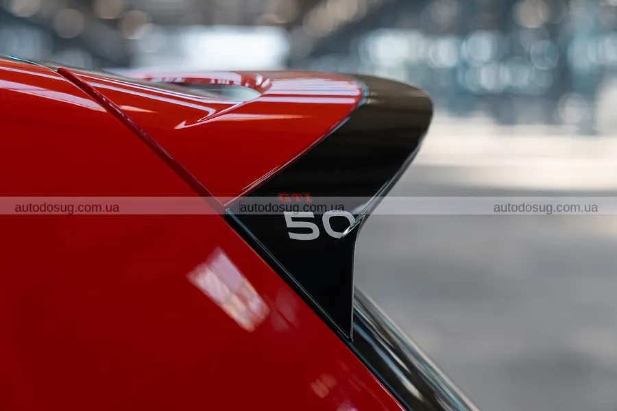 Ювілейний GTI випередив Type R у розгоні