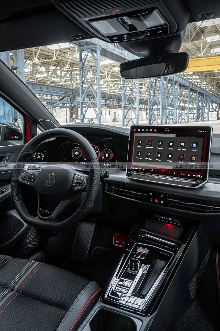 Ювілейний GTI випередив Type R у розгоні