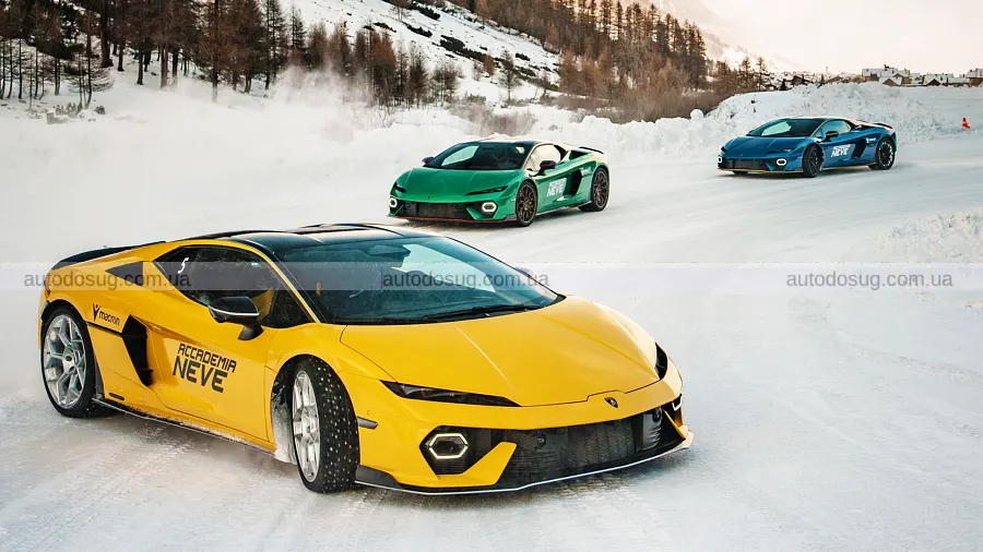 Lamborghini не поспішає повертати механіку