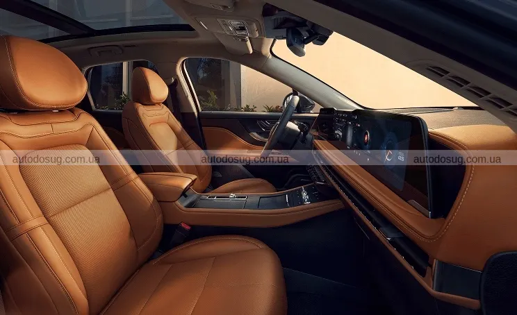 Lincoln Corsair Hybrid оновили, але ціна злетіла