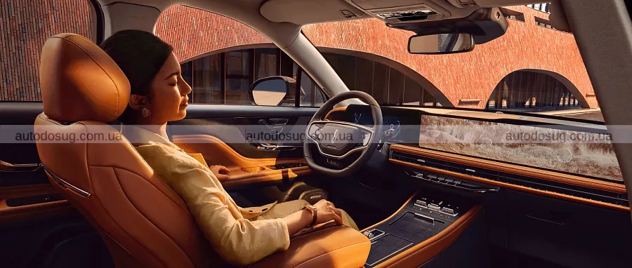 Lincoln Corsair Hybrid оновили, але ціна злетіла
