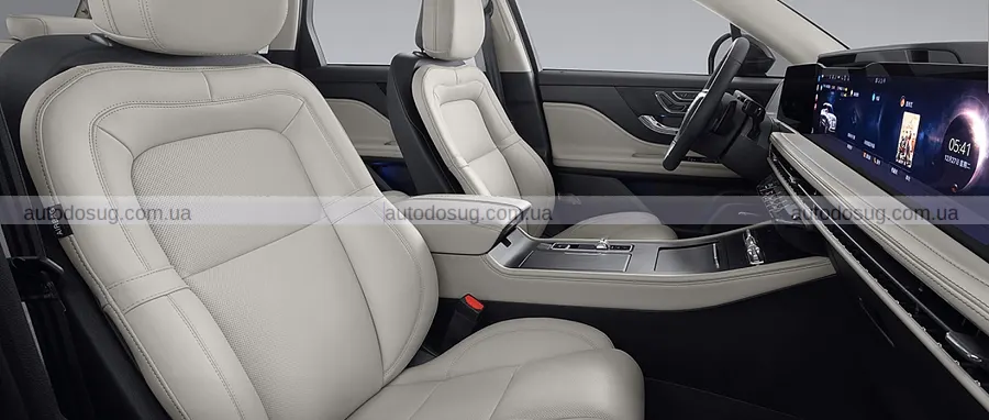 Lincoln Corsair Hybrid оновили, але ціна злетіла