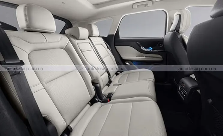 Lincoln Corsair Hybrid оновили, але ціна злетіла