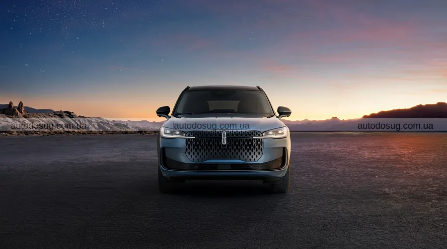 Lincoln Corsair Hybrid оновили, але ціна злетіла