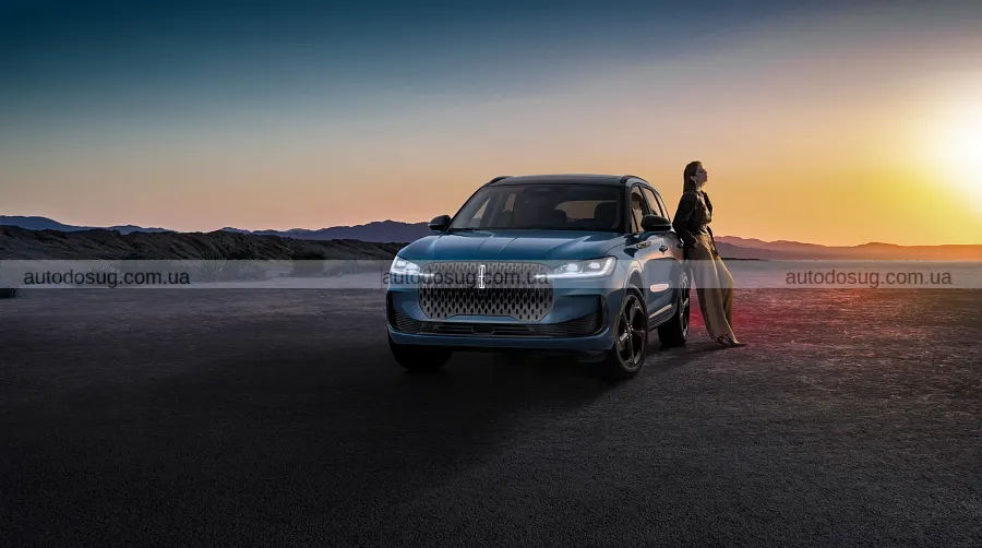 Lincoln Corsair Hybrid оновили, але ціна злетіла