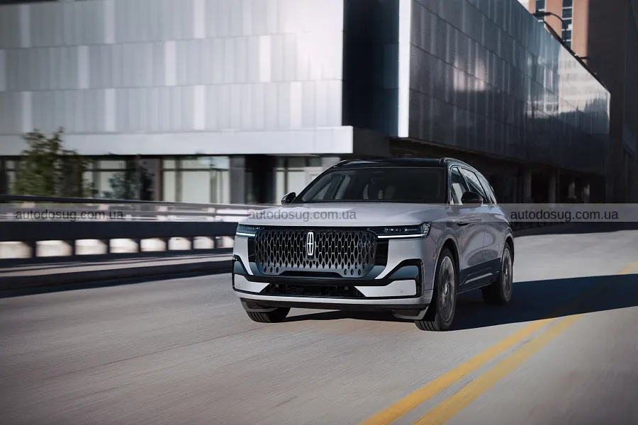 Lincoln освіжив Nautilus і змінив передок