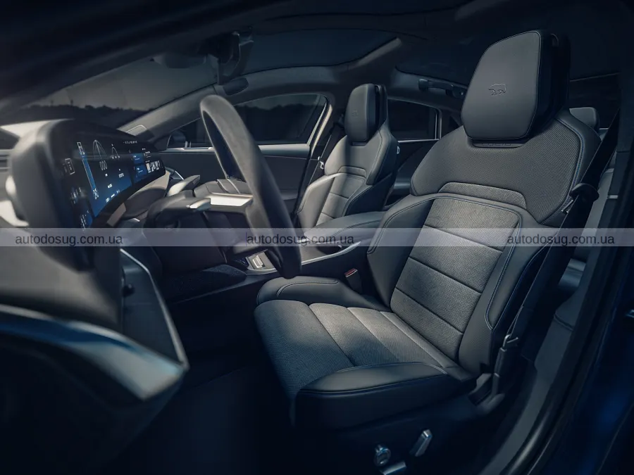 Lucid Air Sapphire переграв Corvette у заїзді