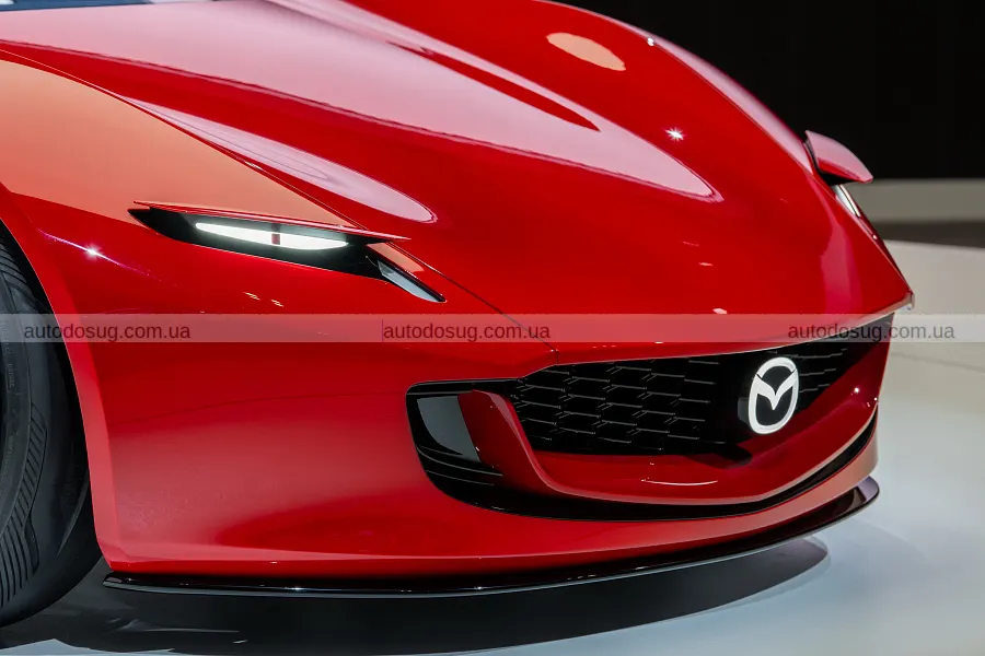 Mazda готує електричний MX-5 і не відпускає мрію