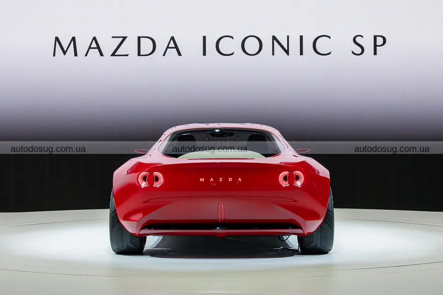 Mazda готує електричний MX-5 і не відпускає мрію