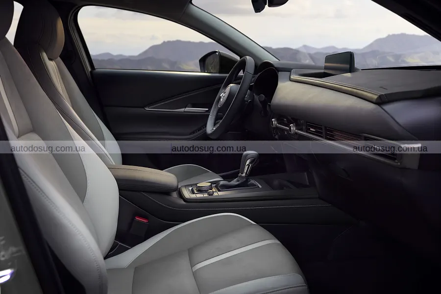 Mazda затримає новий CX-30 до 2031 року