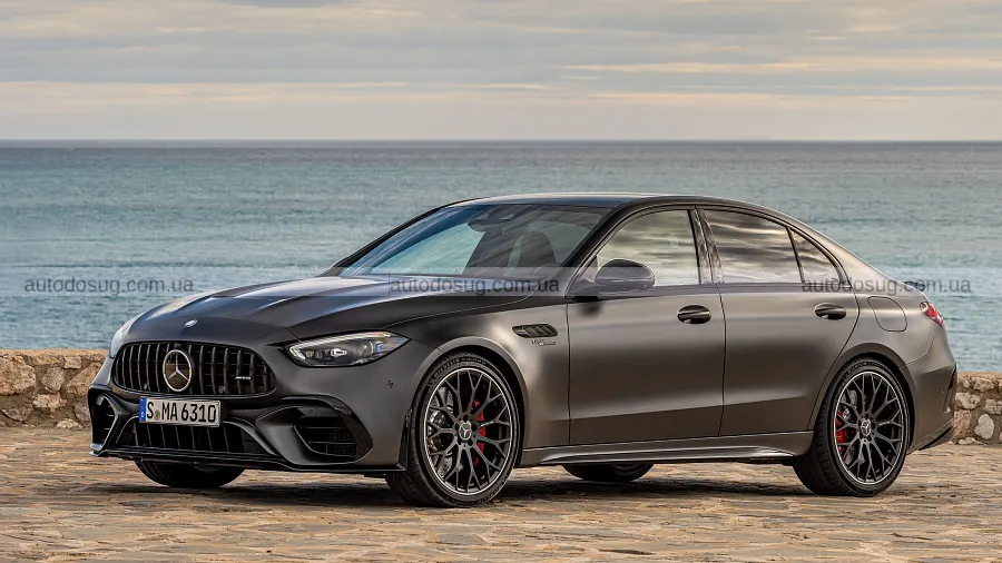 Mercedes не повертає V8 у нинішній C 63
