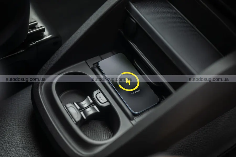 Mercedes зробив Vito схожим на AMG-фургон